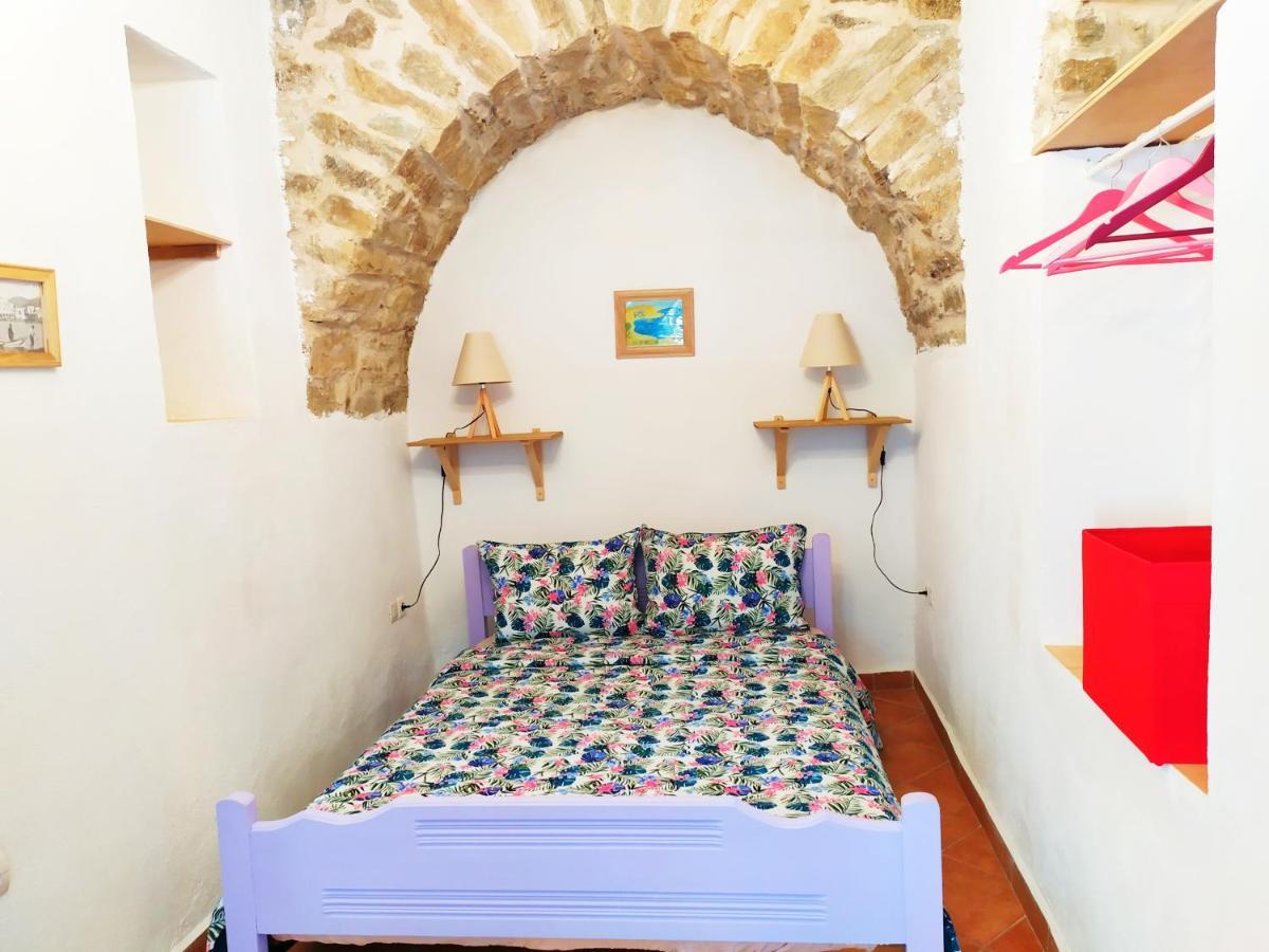 Traditional Family House, Ground Floor With Yard Koronos Esterno foto